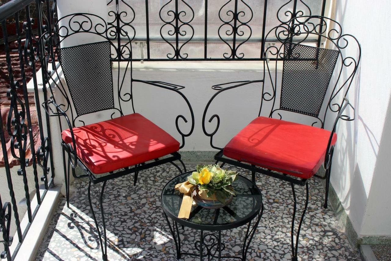 Meteora Mansion - Traditional Apt 3Bd - Rocks View 卡兰巴卡 外观 照片